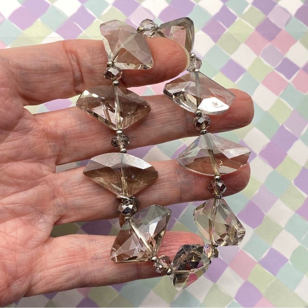 TRACI LYNN Bracelet Glass Smokey Gray Glass Crystal Beads